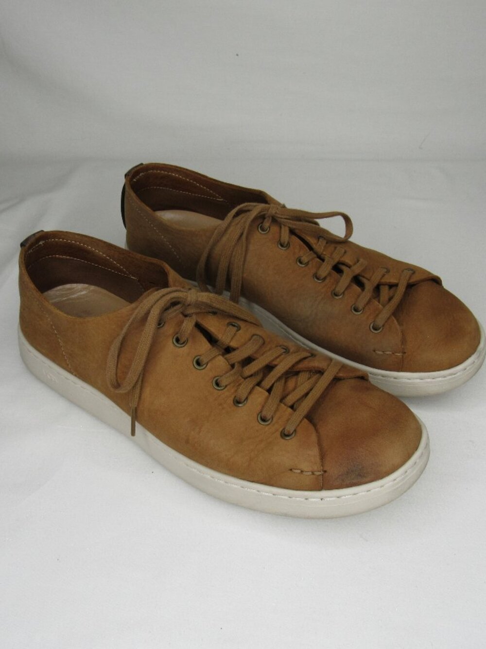 Ugg Light Brown PISMO Nubuck Leather Low Sneaker Men's 11